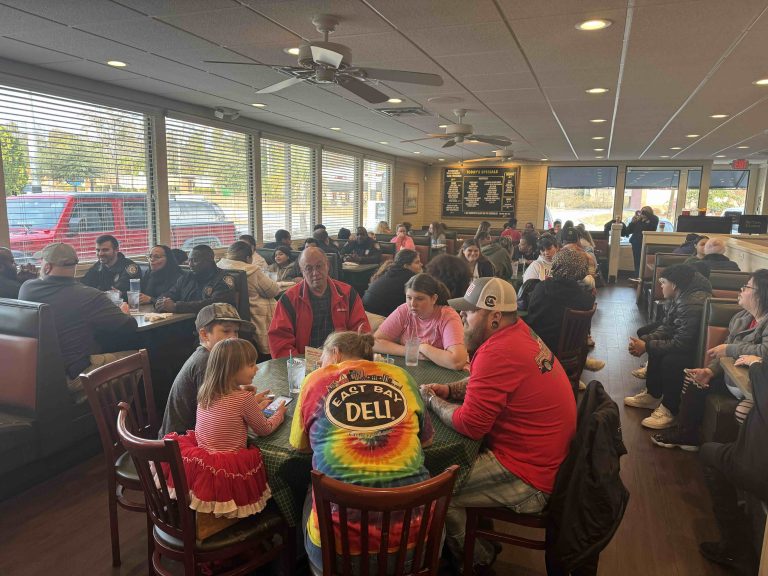 Desayuno Navideño Organizado por la Policia de Cayce SC